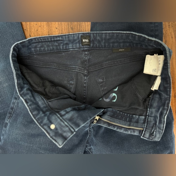 Boss Hugo Boss Jeans Size 30 X 32 Dark Wash Skinny School Preppy Logo Designer - Picture 11 of 16